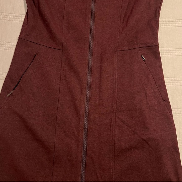 Title Nine Burgundy Zip-Front Mini Dress nwot - Picture 3 of 6